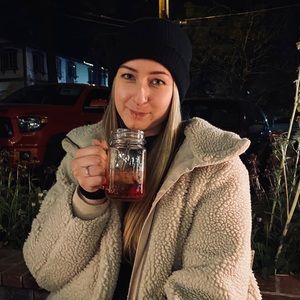 Meet your Posher, Cindy